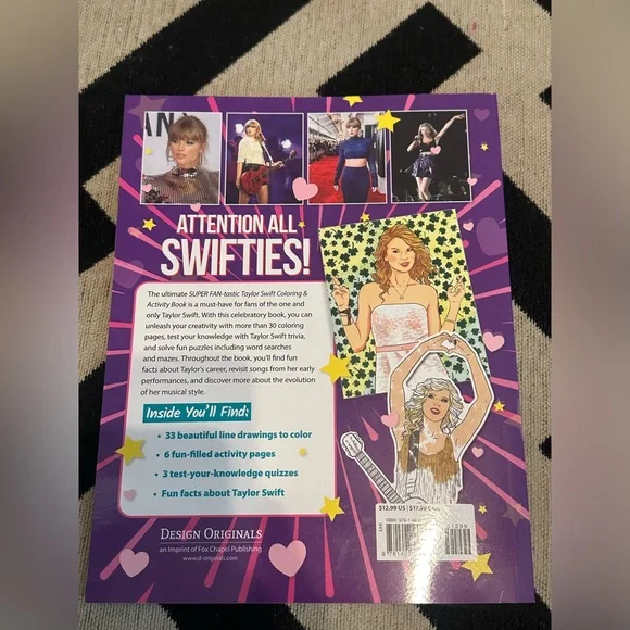 Taylor Swift Super Fan-tastic Coloring & Activity Book NEW - Picture 3 of 3